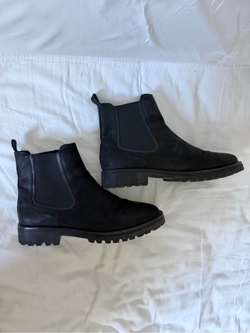 Thursday Boot Company Women's Black Chelsea Lug Sole Boots